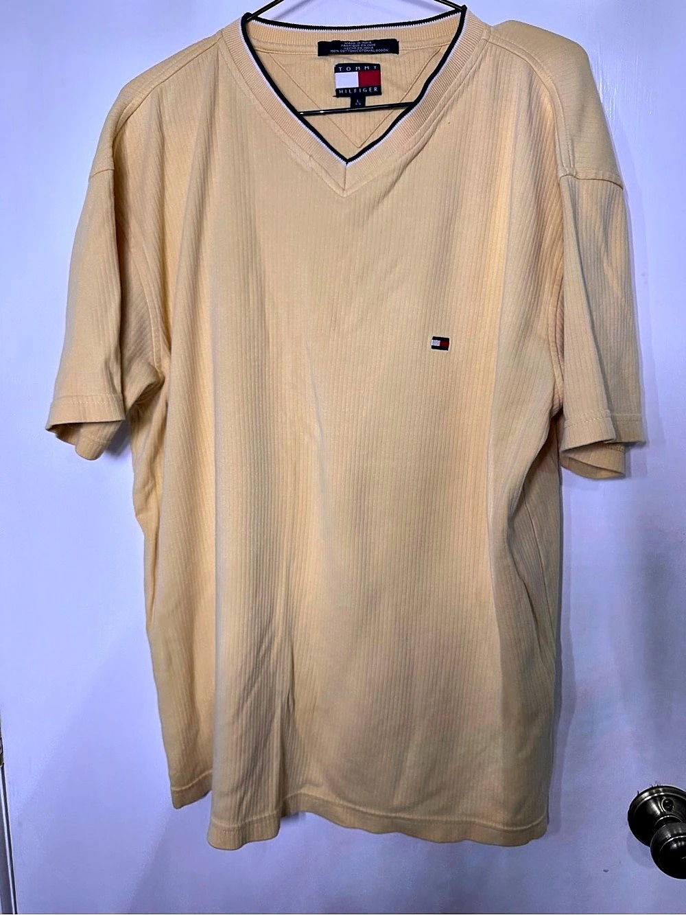Tommy Hilfiger Ribbed V-Neck Cotton Top in Yellow Large Like New